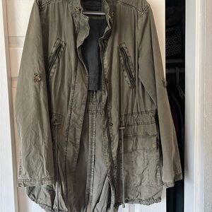 LEVIS Woman’s Olive Green Jacket